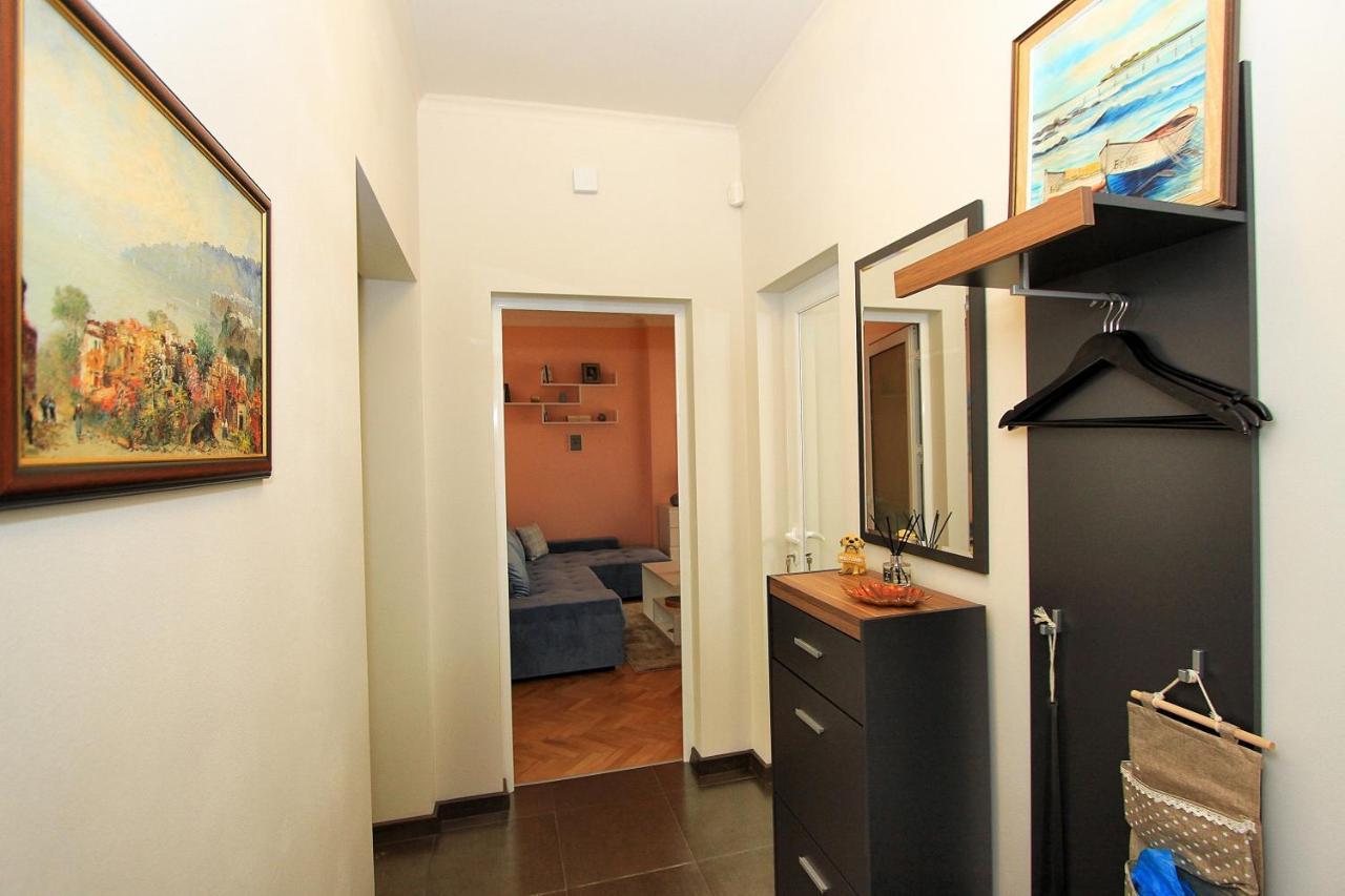 Colorful Apartment Σόφια Εξωτερικό φωτογραφία